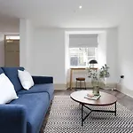 29 Queen Street 4*