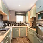 Lägenhet Royal Mile & Arthur's Seat Apt With Private Parking Edinburg