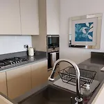 Διαμέρισμα Quartermile Luxury Landing