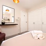 Joivy Modern 1 Bed Flat In West End, Close To Princes Gardens Edinburgh