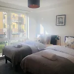 2 Bath Free Parking דירה *