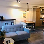 2 Bath Free Parking Edinburgh