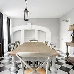 Casa vacanze Drylaw House, Grade A Listed Mansion Near Centre Edimburgo