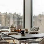 Designer Urban Apartment With City Terrace * Edinburgh