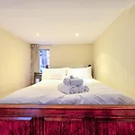 Appartamento Famous House, 1 Minute From Castle *