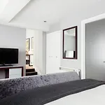 Отель Malmaison
