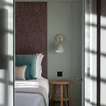 Abbey Apartments, At Holyrood Lejlighedshotel