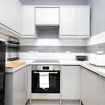 Joivy Charming Near Leith Links With Patio *