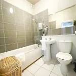 Charming 3 Bed In Old Town شقة إدنبرة