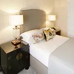 Nira Caledonia 4*