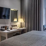The On The Mile 4* Edinburgh