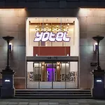Yotel 4*