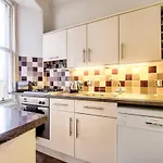 Joivy Lovely Flat On The Royal Mile Edinburgh