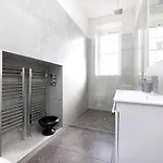 Appartamento Joivy Contemporary Flat In The New Town
