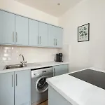 Apartmán Lovely 1-bedroom In *