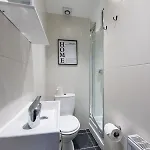 Lovely 1-bedroom In Apartmán
