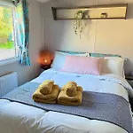 Lovely 3 Bedroom In Seton Wi-fi Xbox