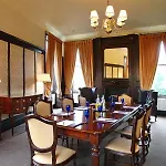 The Parliament House Otel 3*