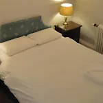 A-haven Townhouse Pensión
