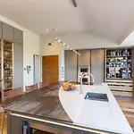 Daire Joivy Beautiful Penthouse With Terrace & Jacuzzi *