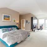 Joivy Beautiful Penthouse With Terrace & Jacuzzi *