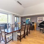 Joivy Beautiful Penthouse With Terrace & Jacuzzi Edinburgh