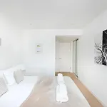 Appartement Altido Elegant Flat Near The Meadows With Parking *