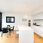 Altido Elegant Flat Near The Meadows With Parking Apartman *