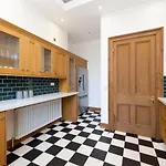 Appartamento Joivy Spacious Near The Meadows *