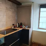 Lovely 2 Bedroom B-listed Converted Whisky Bond * Edinburg