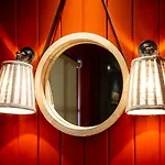 Apartmán Rock House - Photographer's - Historic Gem In The Heart Of The *