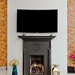 Exquisite & Lively With Fireplace & Panoramic Views