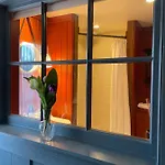 Rock House - Photographer's - Historic Gem In The Heart Of The Apartmán