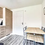 2-bedroom With Private Garden & Parking Σπίτι διακοπών Εδιμβούργο