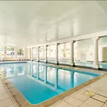 شقة Bright 3 Bed Flat With Pool & Parking *