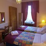 B&B Ardleigh House