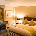Royal Scots Club 3*