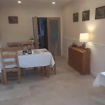 Another Bed & Breakfast 4*