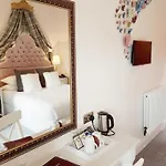 Barony House 5 Star Boutique Bk Direct 5*