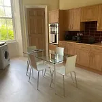 Private Guest In Georgian Townhouse In Centre Edinburgh