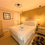 Apartment Stylish, And Cosy 1bd Nr Canongate Edinburgh