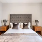 Immaculate 3 Bed With Private Entrance In Inverleith Apartamento