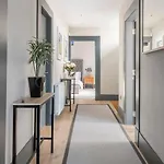 Apartamento Immaculate 3 Bed With Private Entrance In Inverleith *