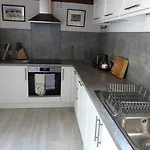 Nyaraló Guestready - Classic Charm Near Holyrood Park *