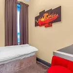 شقة Cosy Modern Centre Flat *