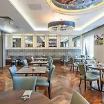 Mercure Haymarket Hotel 4*