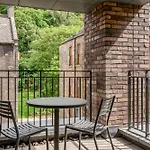 Courtyard By Marriott Hotel