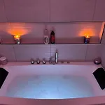 Immanuel House - Modern Luxury Victorian 1872 - Free Parking & Superfast Fibre Optic Wifi