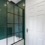 Hotel Stylish 3 Bed Abode - Parking And Garden Edimburgo