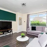Hotel Stylish 3 Bed Abode - Parking And Garden